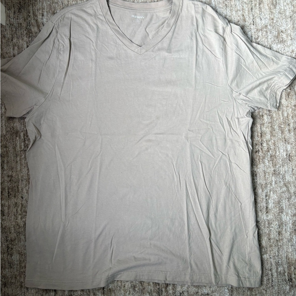 Old Navy Men's Light Beige V-Neck Tee
